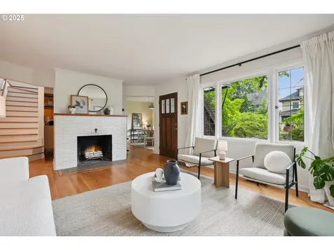 6364 NE Cleveland Avenue Portland OR 97211