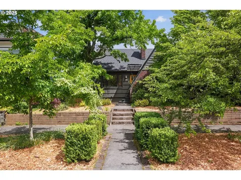 6364 NE Cleveland Avenue Portland OR 97211
