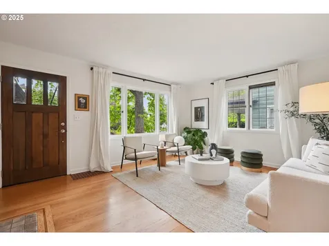 6364 NE Cleveland Avenue Portland OR 97211