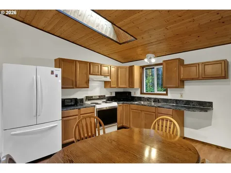 23220 Burgett Creek Road Philomath OR 97370