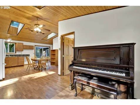 23220 Burgett Creek Road Philomath OR 97370
