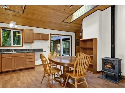 23220 Burgett Creek Road Philomath OR 97370