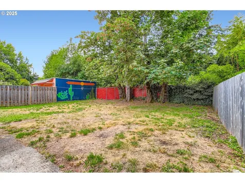 4333 NE 54th Avenue Portland OR 97218