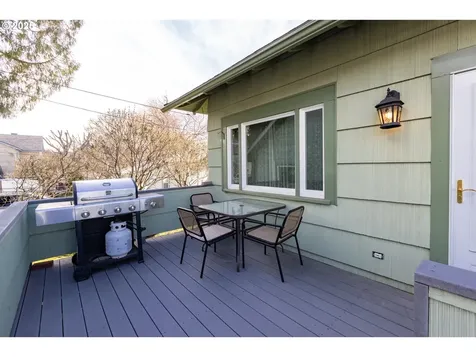 1022 E 12th Street The Dalles OR 97058