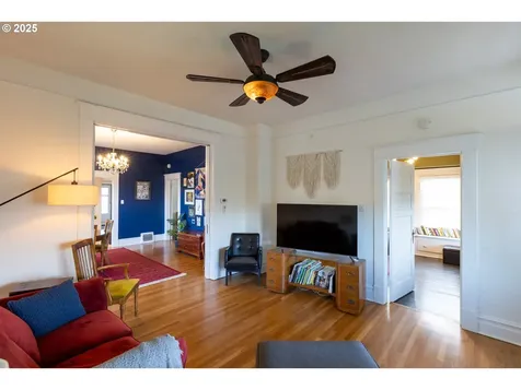 1022 E 12th Street The Dalles OR 97058