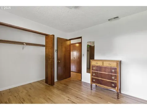 817 SE 100th Avenue Vancouver WA 98664