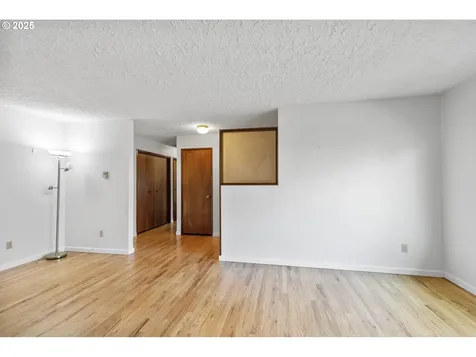 817 SE 100th Avenue Vancouver WA 98664