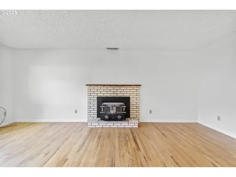 817 SE 100th Avenue Vancouver WA 98664