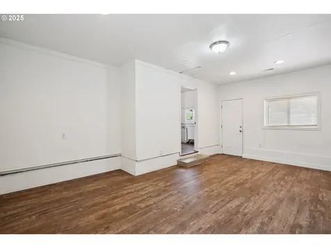 1059 16th Avenue SW Albany OR 97321