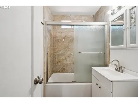 1059 16th Avenue SW Albany OR 97321