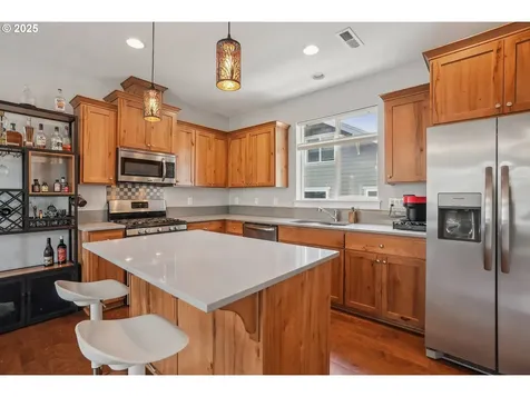 10256 SE Knight Street Portland OR 97266