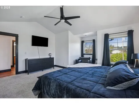 10256 SE Knight Street Portland OR 97266