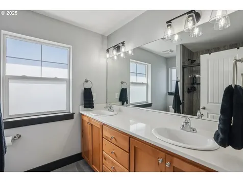 10256 SE Knight Street Portland OR 97266