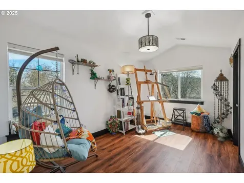 10256 SE Knight Street Portland OR 97266