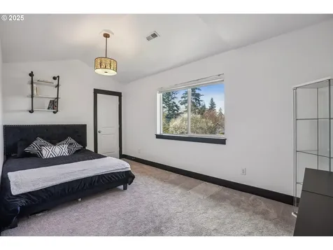 10256 SE Knight Street Portland OR 97266