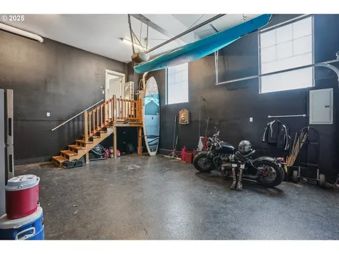 10256 SE Knight Street Portland OR 97266