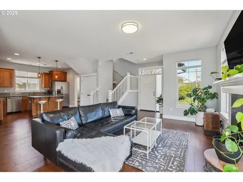 10256 SE Knight Street Portland OR 97266
