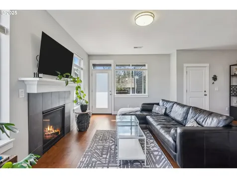 10256 SE Knight Street Portland OR 97266