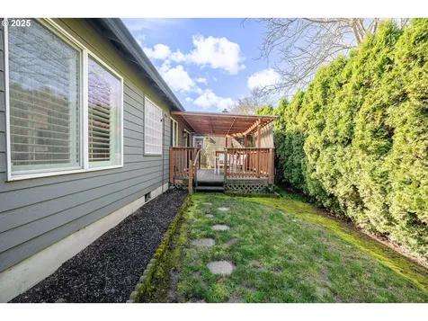 16977 NW Oakridge Drive Portland OR 97229