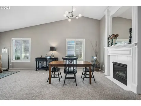 16977 NW Oakridge Drive Portland OR 97229