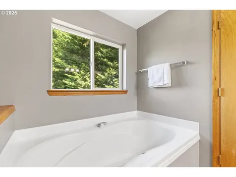 110 E Heritage Lane Yacolt WA 98675