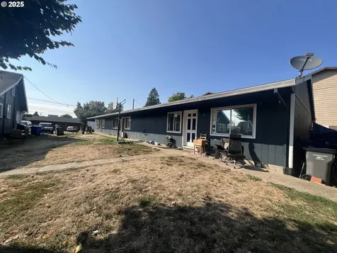 5628 SE 87th Avenue Portland OR 97266