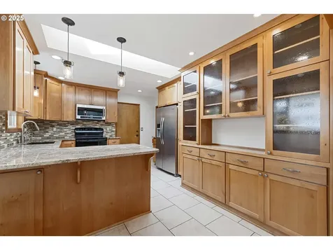 414 SW Frenwood Way Beaverton OR 97005