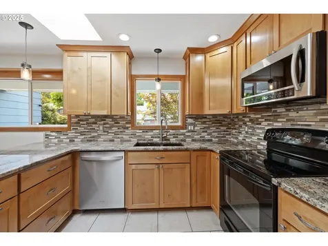 414 SW Frenwood Way Beaverton OR 97005
