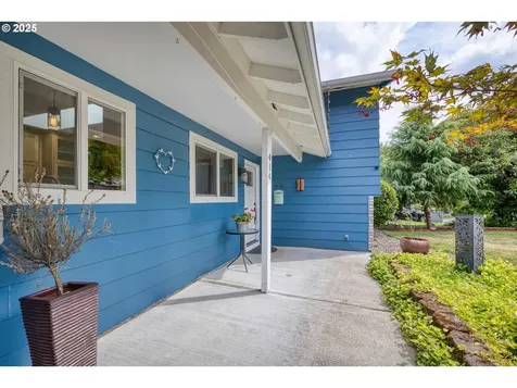 414 SW Frenwood Way Beaverton OR 97005