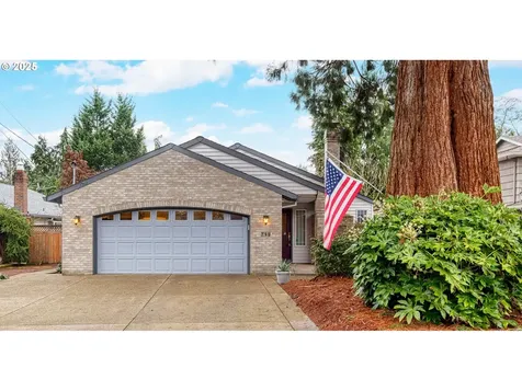 790 NE 3rd Avenue Hillsboro OR 97124