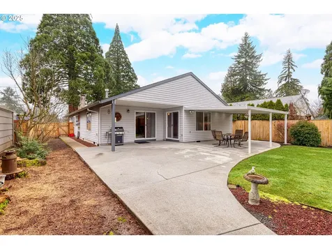 790 NE 3rd Avenue Hillsboro OR 97124