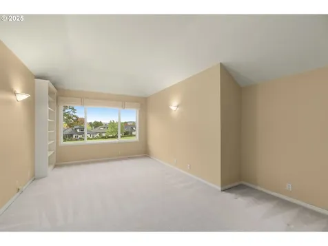 15989 NW Claremont Drive Portland OR 97229