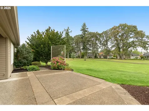 15989 NW Claremont Drive Portland OR 97229