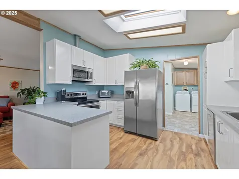 100 SW 195th Avenue Beaverton OR 97006