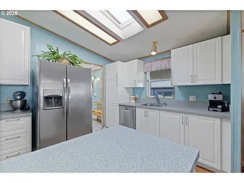 100 SW 195th Avenue Beaverton OR 97006