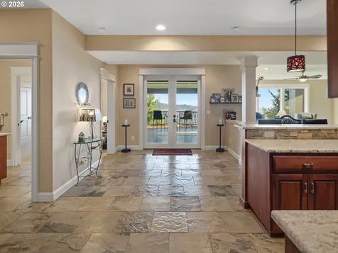1330 Insel Road Woodland WA 98674