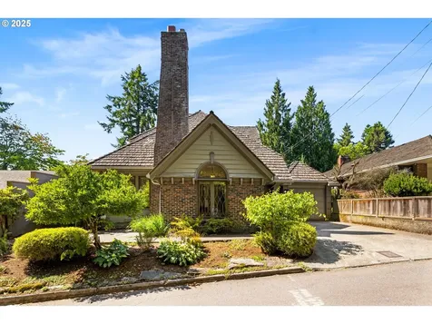 2952 NW Verde Vista Terrace Portland OR 97210