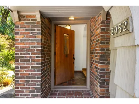 2952 NW Verde Vista Terrace Portland OR 97210