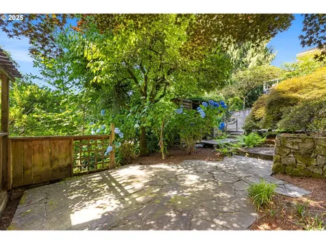 2952 NW Verde Vista Terrace Portland OR 97210