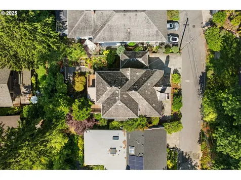 2952 NW Verde Vista Terrace Portland OR 97210