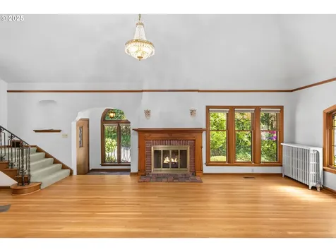 2952 NW Verde Vista Terrace Portland OR 97210