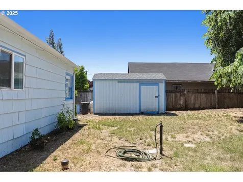 1482 NW Fairmount Street Roseburg OR 97470