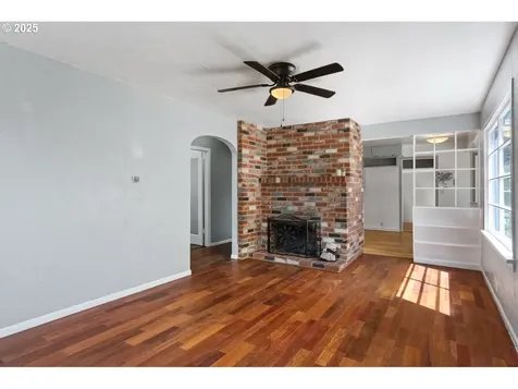 1482 NW Fairmount Street Roseburg OR 97470