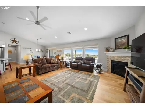 4416 SE Laredo Road Prineville OR 97754