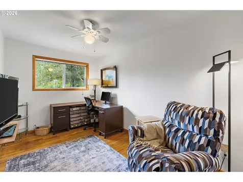 1996 Roberta Avenue S Salem OR 97302