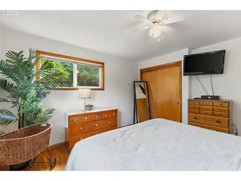 1996 Roberta Avenue S Salem OR 97302
