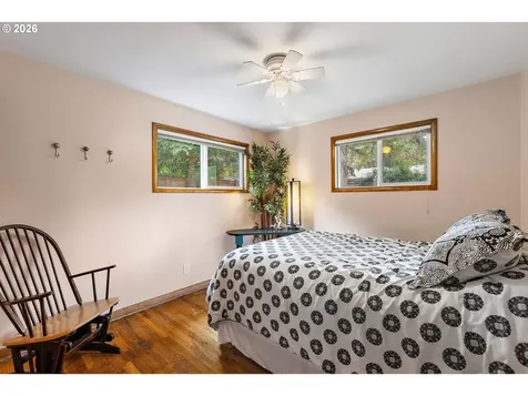 1996 Roberta Avenue S Salem OR 97302