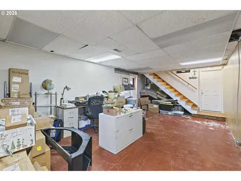 1996 Roberta Avenue S Salem OR 97302