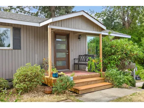 1996 Roberta Avenue S Salem OR 97302