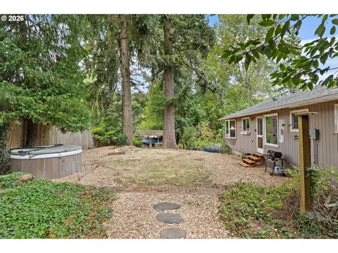 1996 Roberta Avenue S Salem OR 97302